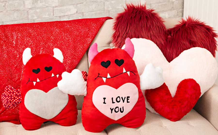Valentine's love Monster sewn in Cuddle